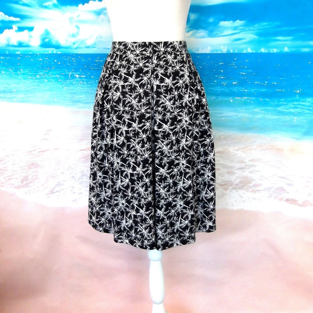 LulaRoe Madison Skirt Black & White Size L 12/14